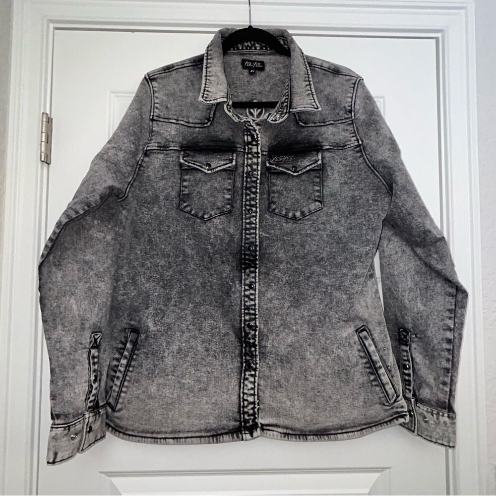 YEE YEE Acid Wash Snap Button Front Long Sleeve Shirt Jacket Shacket